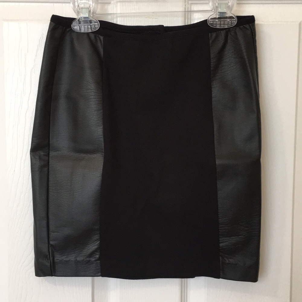 Adorable short skirt